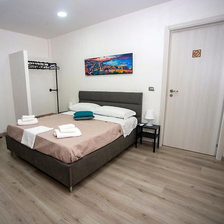 Na City Rooms Napoli Eksteriør bilde