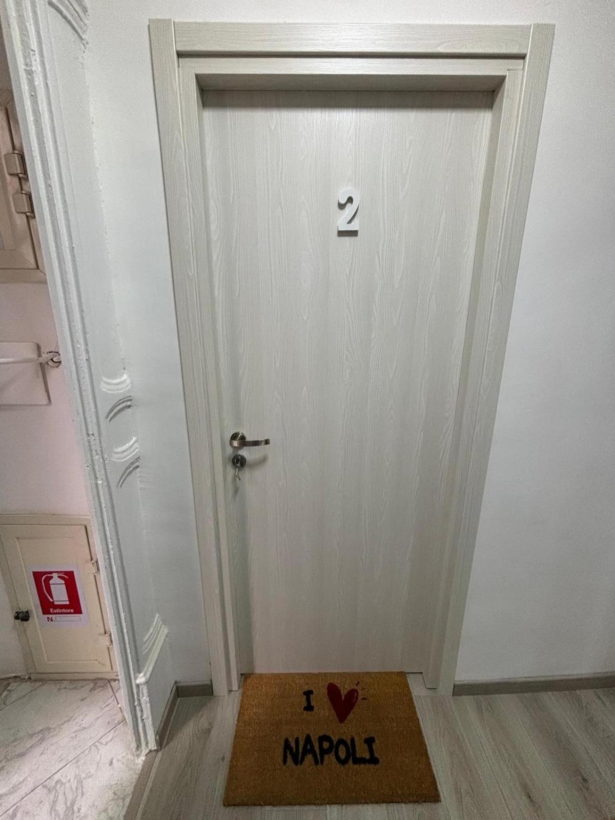 Na City Rooms Napoli Eksteriør bilde