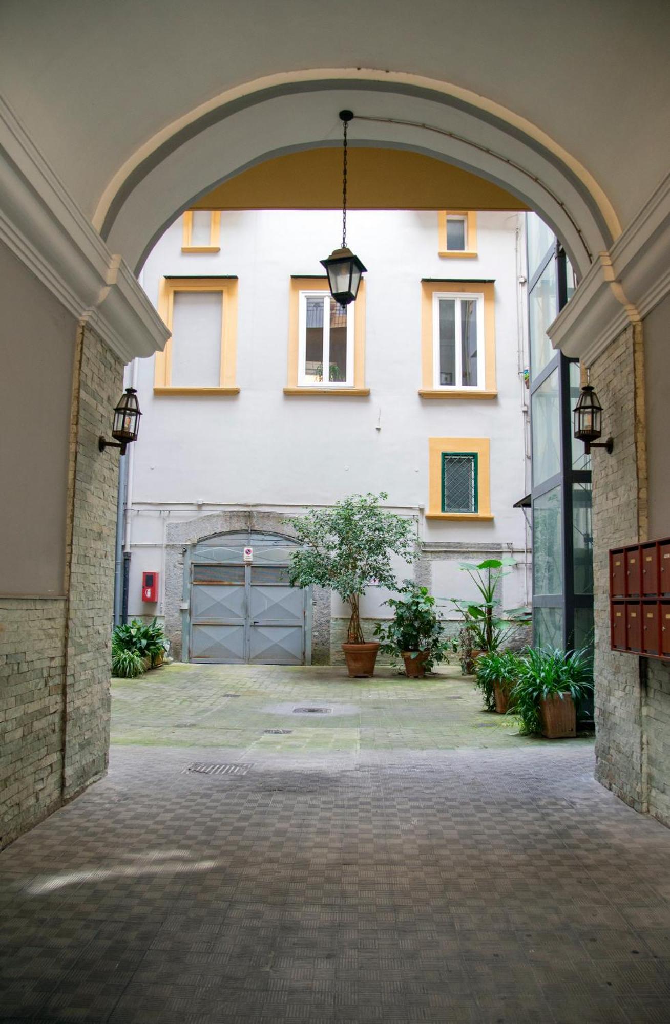 Na City Rooms Napoli Eksteriør bilde