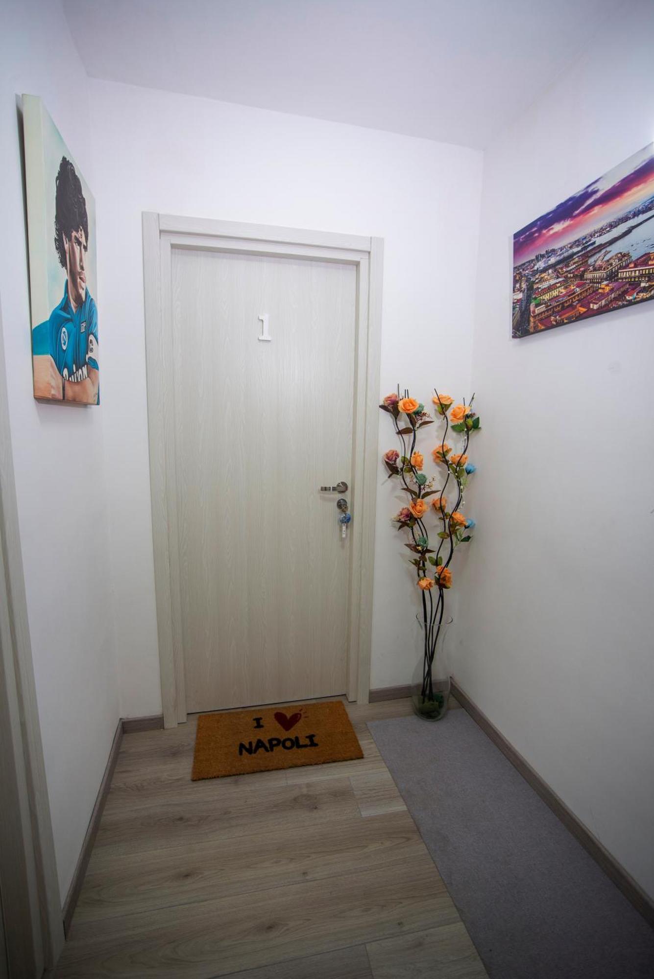 Na City Rooms Napoli Eksteriør bilde