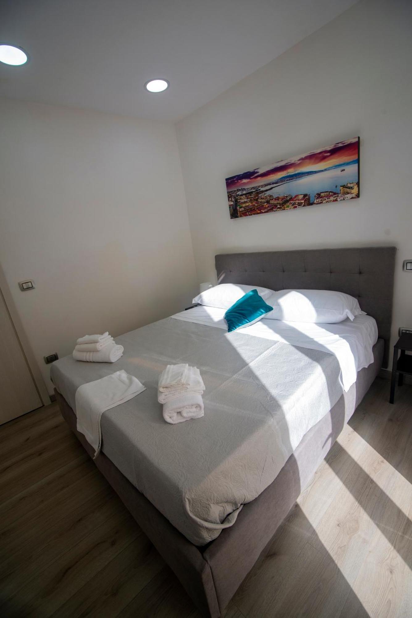 Na City Rooms Napoli Eksteriør bilde