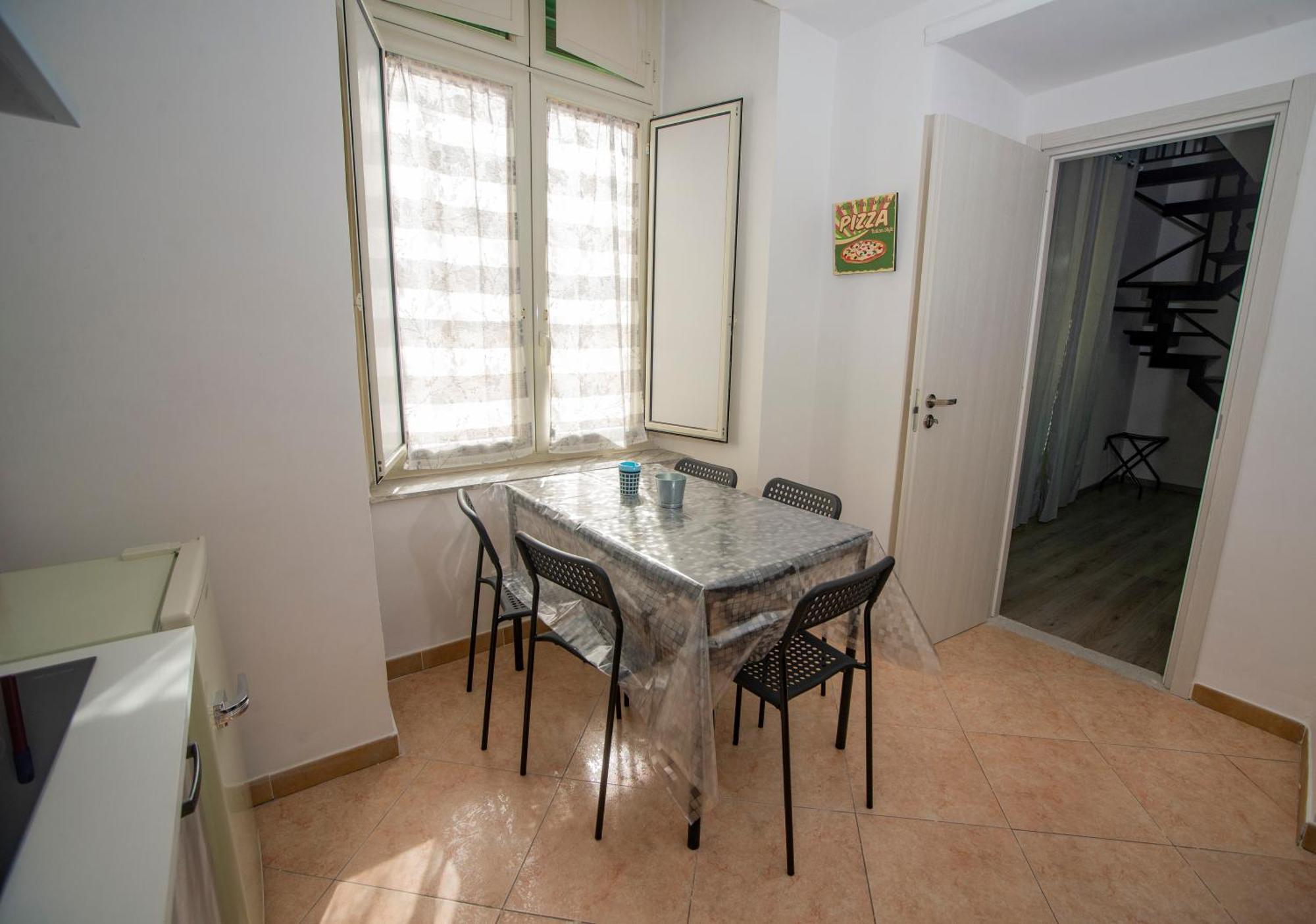 Na City Rooms Napoli Eksteriør bilde