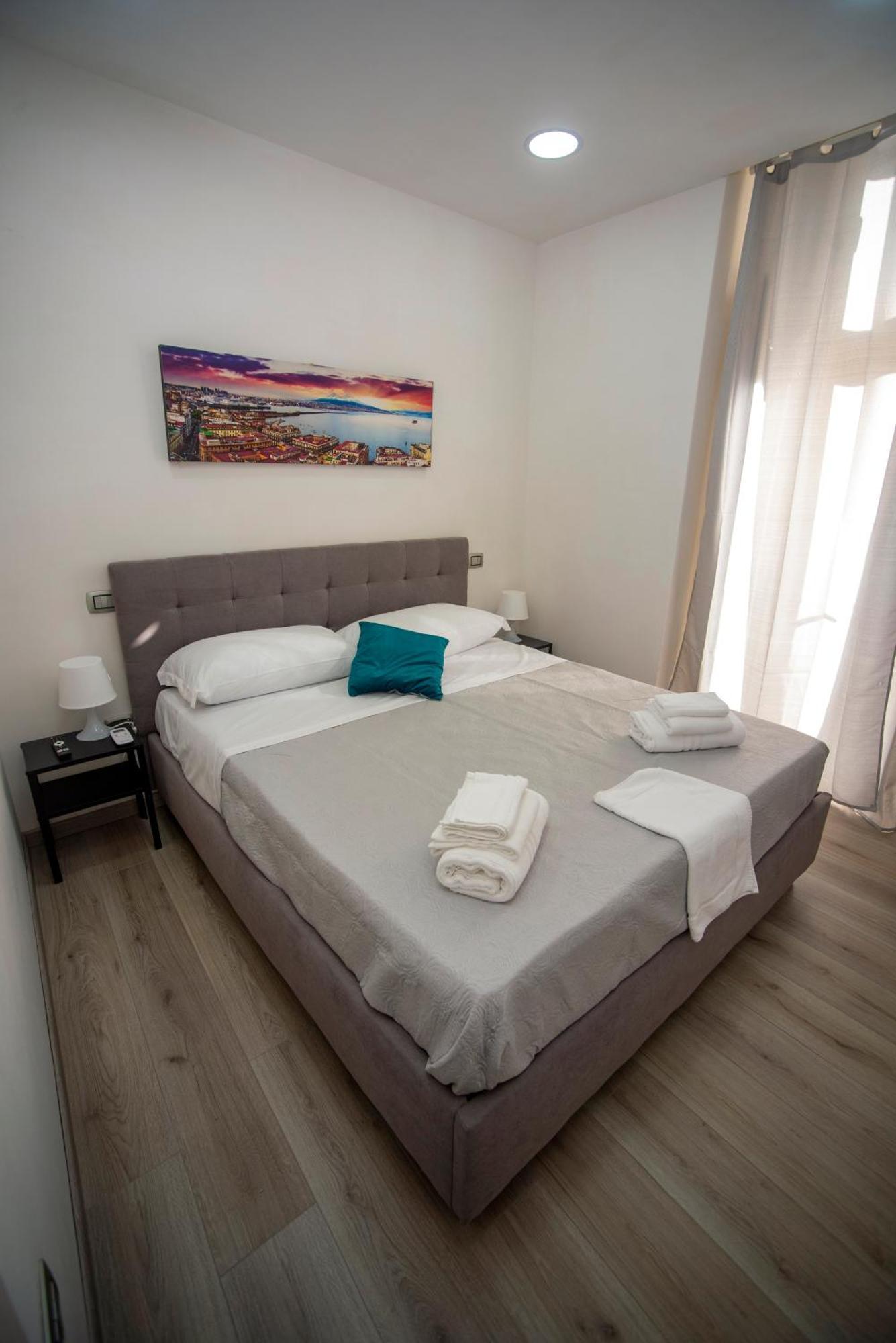 Na City Rooms Napoli Eksteriør bilde