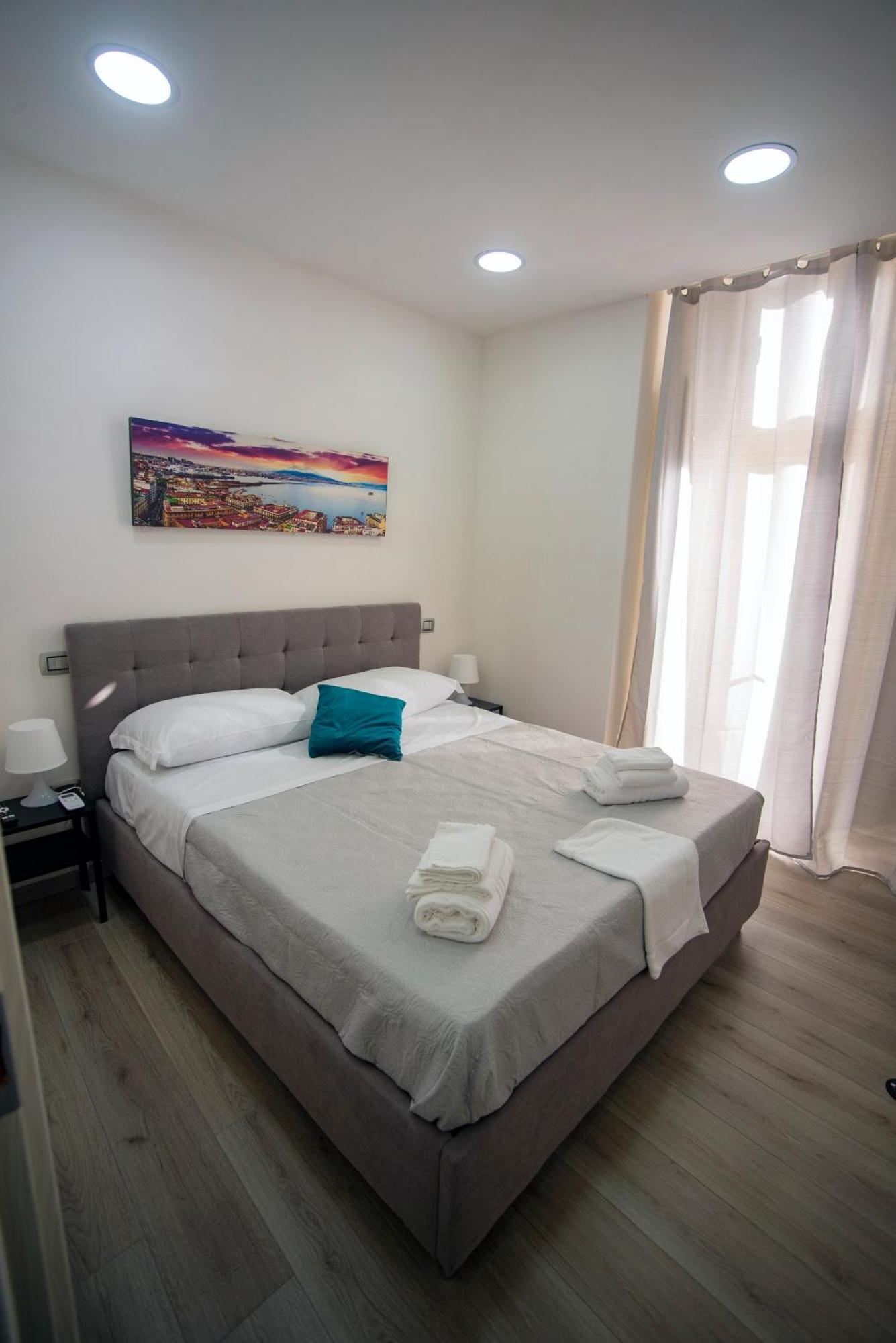 Na City Rooms Napoli Eksteriør bilde