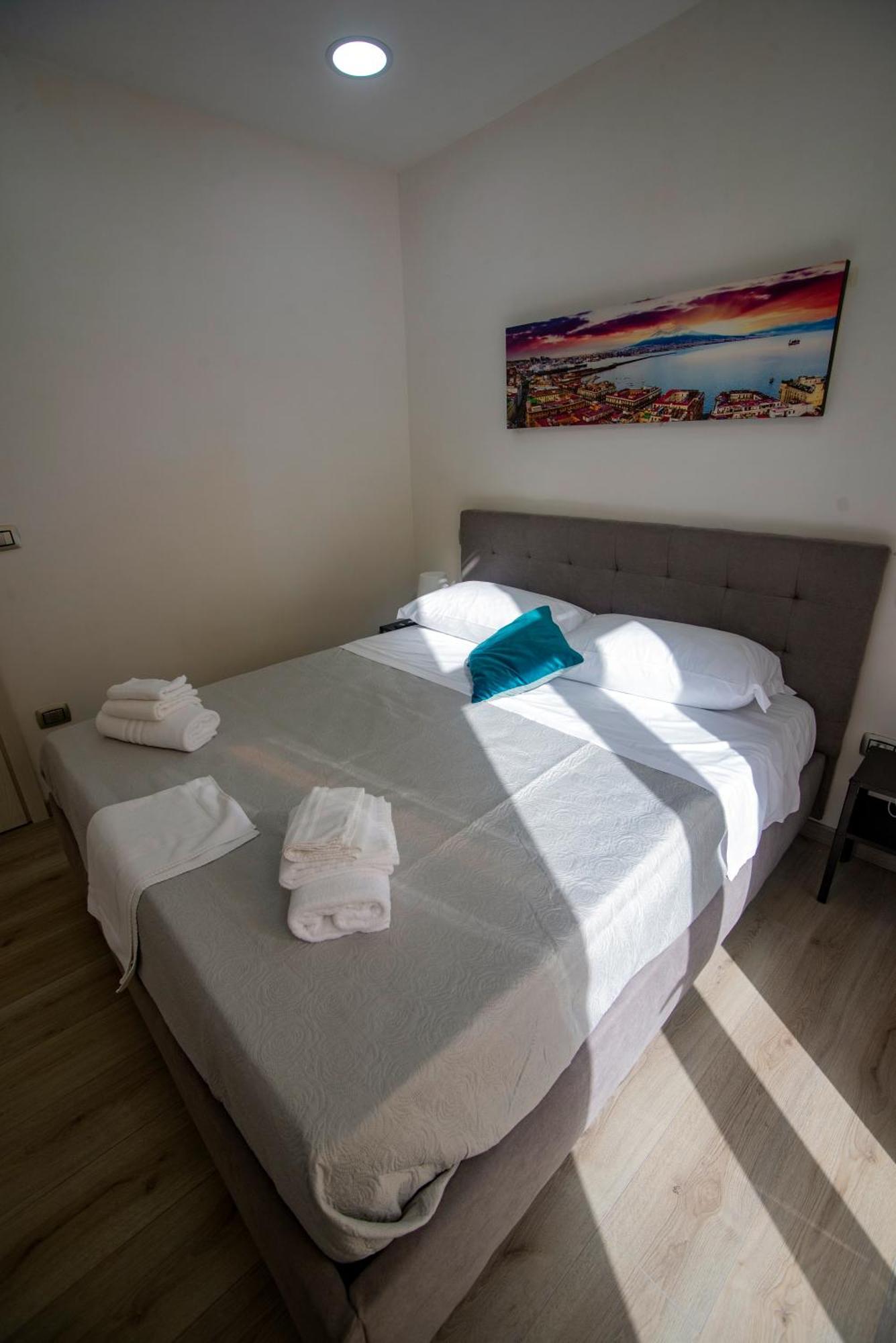 Na City Rooms Napoli Eksteriør bilde