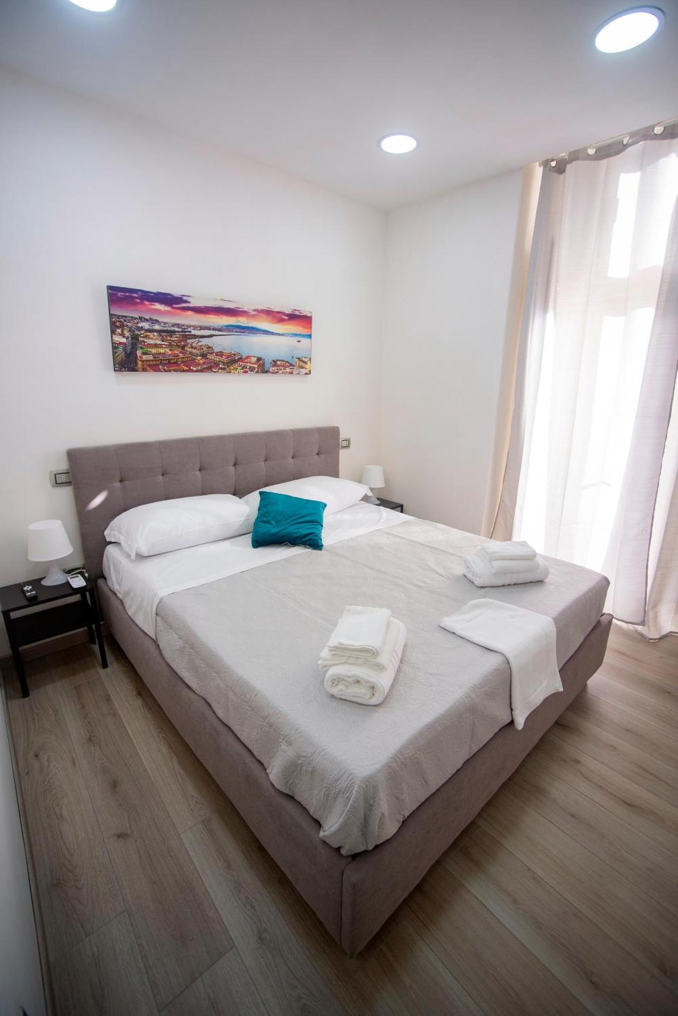 Na City Rooms Napoli Eksteriør bilde