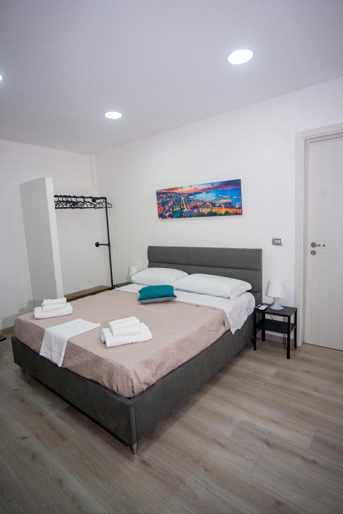Na City Rooms Napoli Eksteriør bilde